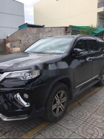 Cần bán xe Toyota Fortuner đời 2017