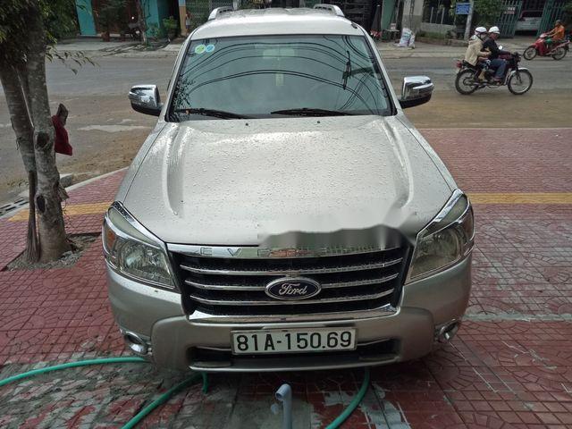 Bán xe Ford Everest 2011 số sàn giá rẻ 