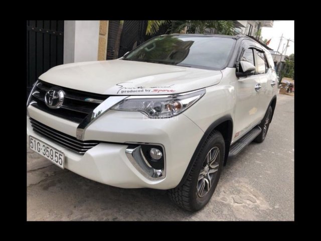 Bán Toyota Fortuner 2.7V 2017, số tự động