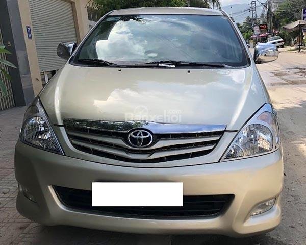 Cần bán xe Toyota Innova đời 2009 chính chủ, giá 410tr