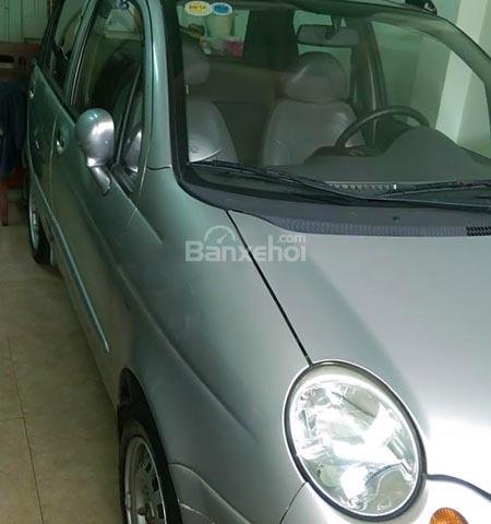 Cần bán xe Daewoo Matiz SE 0.8 năm sản xuất 2004, màu xám