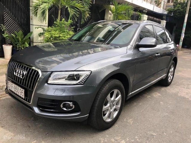 Bán Audi Q5 2.0 AT năm sản xuất 2014, màu xám, nhập khẩu nguyên chiếc chính chủ