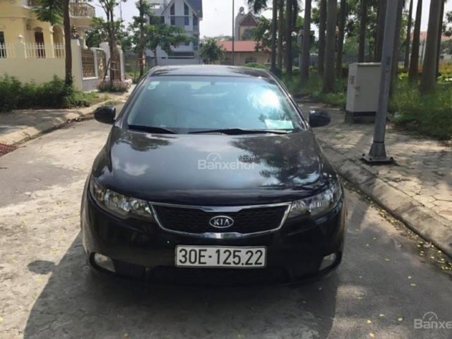 Cần bán gấp Kia Forte đời 2011, màu đen, 395 triệu