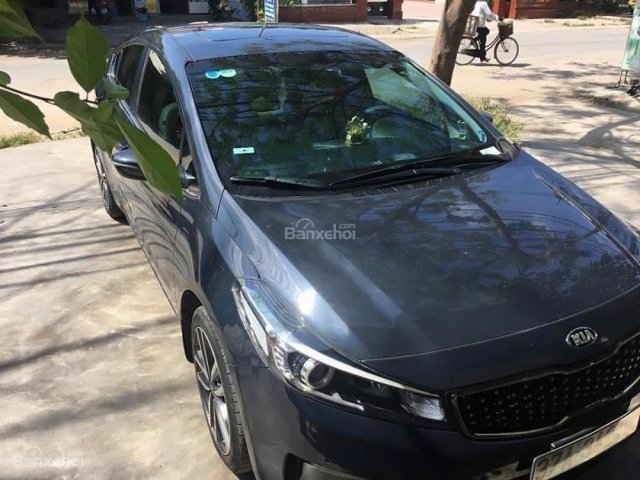 Bán xe Kia Cerato năm sản xuất 2016, màu xanh lam giá cạnh tranh