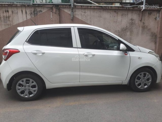 Bán ô tô Hyundai i10 2016, màu trắng, nhập khẩu