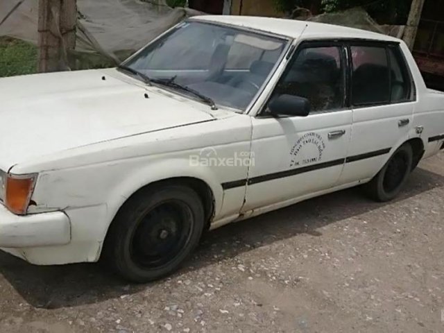 Cần bán xe Toyota Corona đời 1994, màu trắng, xe nhập