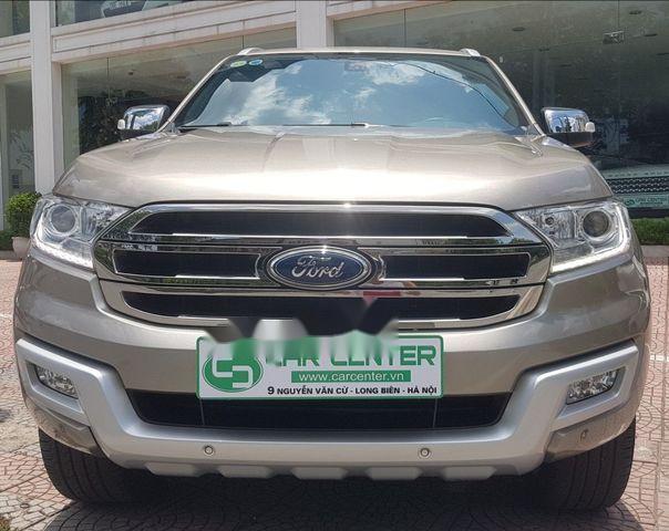 Bán Ford Everest 2.2L 4x2 AT đời 2017, màu vàng cát