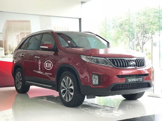 Cần bán xe Kia Sorento 2018, màu đỏ