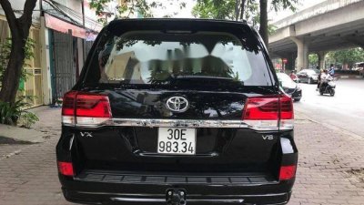 Cần bán Toyota Land Cruiser sản xuất năm 2016, màu đen