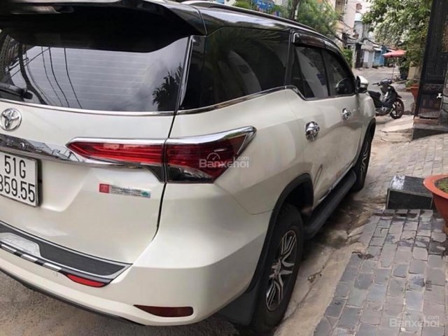 Bán Toyota Fortuner 2.7V 4x2 AT 2017, màu trắng, nhập khẩu  