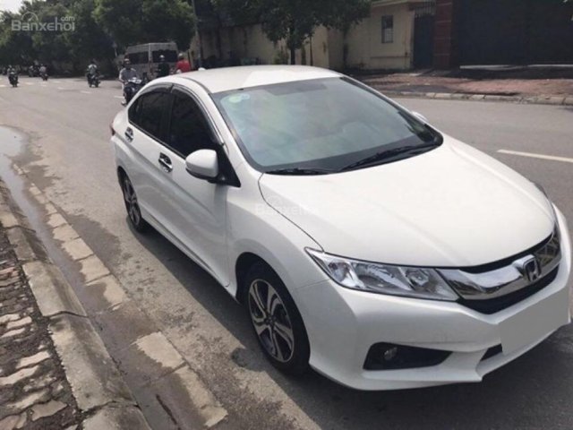 Bán em Honda City 2015 AT màu trắng, xe đẹp thể thao không một lỗi nhỏ