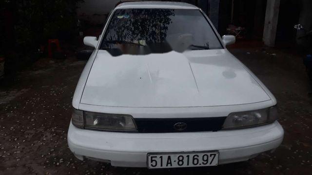 Bán xe Toyota Camry 1988, số sàn 