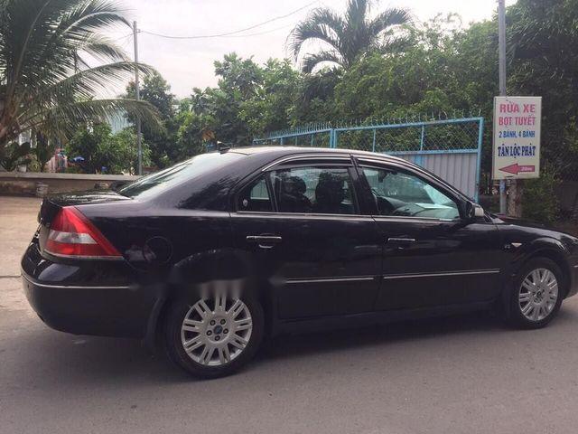 Bán Ford Mondeo năm 2005, màu đen, giá 260tr