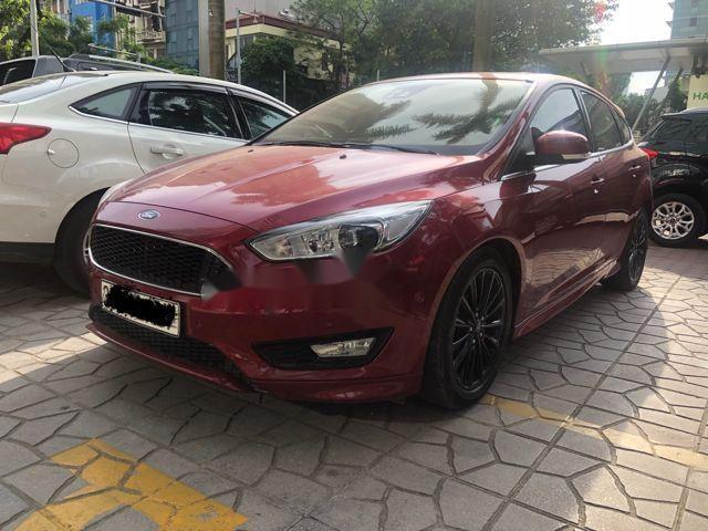 Bán Ford Focus Sport 1.5 Ecoboots đời 2016, màu đỏ