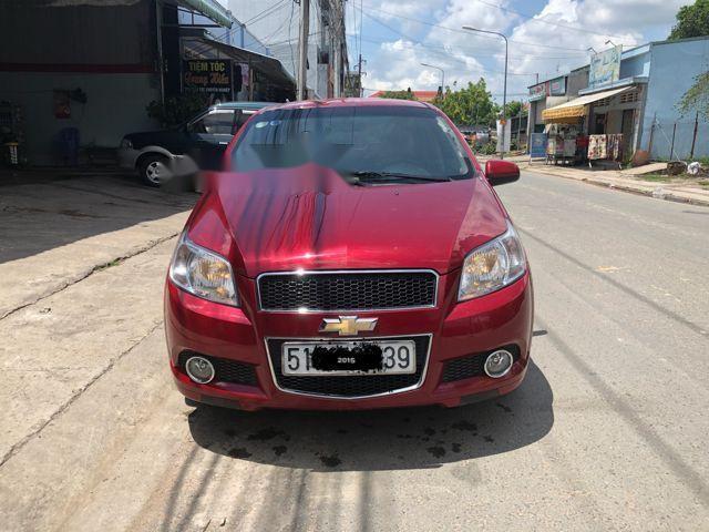 Bán Chevrolet Aveo đời 2015, màu đỏ 