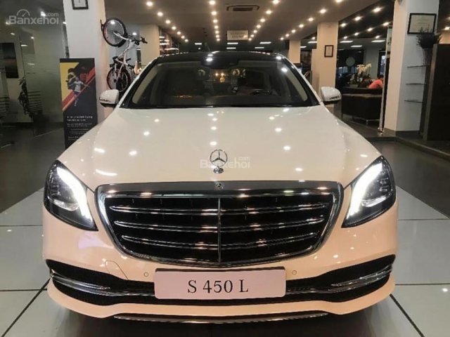 Cần bán xe Mercedes S450L đời 2018, màu trắng