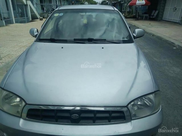 Cần bán Kia Spectra sản xuất 2004, màu bạc giá cạnh tranh