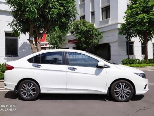 Cần bán lại xe Honda City 1.5 2017, màu trắng, giá chỉ 599 triệu