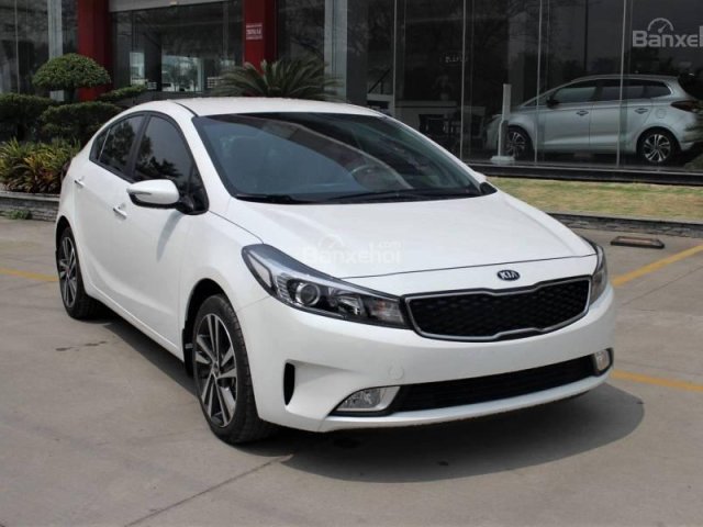 Bán Kia Cerato 1.6 SMT 2018, trả trước 160tr