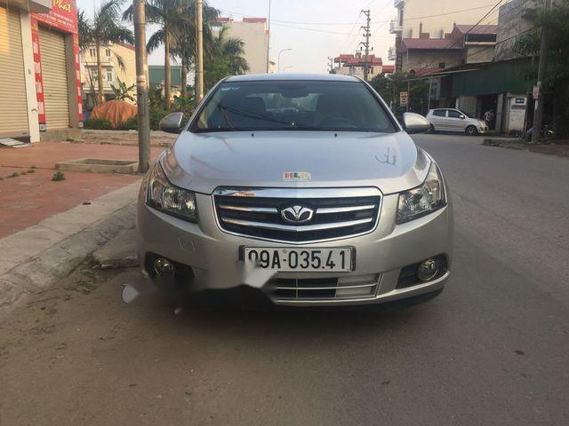 Bán xe Daewoo Lacetti MT sản xuất 2010, màu bạc, nhập khẩu