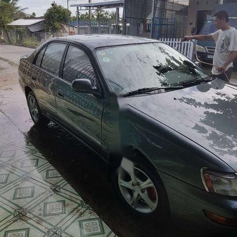 Cần bán xe Toyota Corolla Altis năm sản xuất 1993, giá chỉ 155 triệu