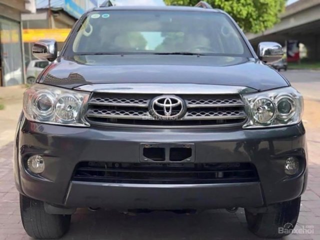 Cần bán Toyota Fortuner G năm 2009, màu xám 