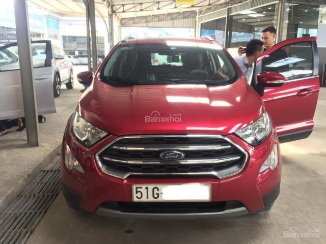 Bán Ford EcoSport 1.5 AT Titanium 2018, màu đỏ, biển TP, zin 100%, odo 800km, lăn bánh đúng 1 tháng, giá TL, hỗ trợ trả góp