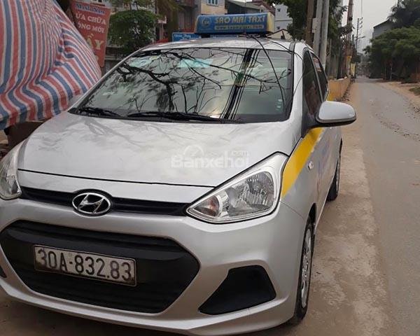 Bán ô tô Hyundai Grand i10 năm sản xuất 2015, màu bạc, nhập khẩu nguyên chiếc 