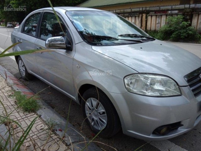 Bán ô tô Daewoo Gentra sản xuất 2010, màu bạc nhập khẩu nguyên chiếc, giá 215 triệu