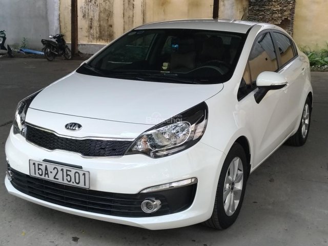 Bán Kia Rio đời 2015, màu trắng, nhập khẩu nguyên chiếc còn mới, 495tr