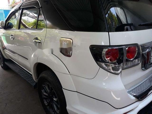 Bán xe Toyota Fortuner TRD Sportivo năm 2016, màu trắng