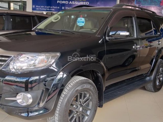 Bán xe cũ Fortuner V, sản xuất 2015 AT, giá 825tr, đi 60.000km, có thương lượng