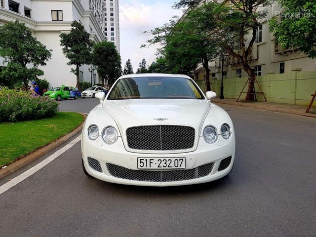 Cần bán lại xe Bentley Continental sản xuất 2008, màu trắng, xe nhập