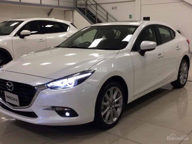 Bán Mazda 3 Hatchback, giảm ngay 20.000.000 cho tháng 12, hỗ trợ mua trả góp, gọi 0907148849 (Nhung)