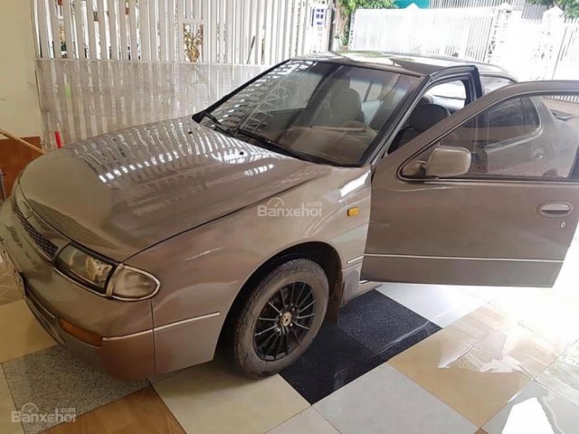 Bán xe Nissan Bluebird sản xuất 1993, màu xanh, nội ngoại thất mới dọn keng