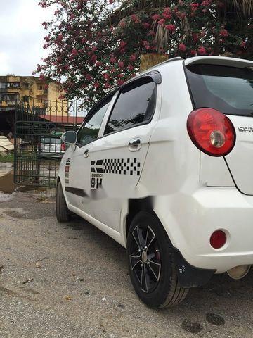 Bán xe Chevrolet Spark MT sản xuất năm 2011, màu trắng, xe đi còn tốt