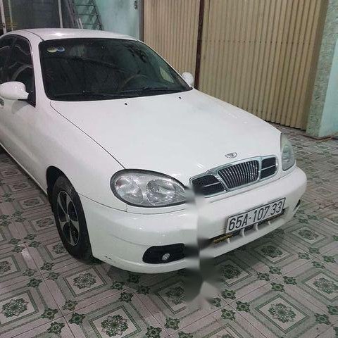 Bán nhanh xe Daewoo Lanos 2003, số sàn