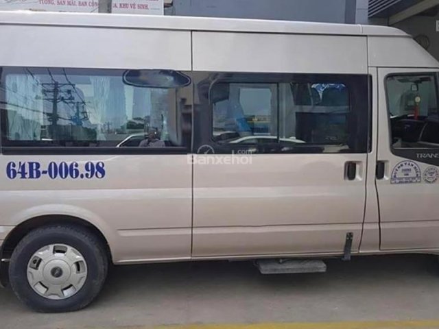 Bán Ford Transit LX sản xuất 2016, chạy 36.000km, sơn zin theo xe ít trầy xước