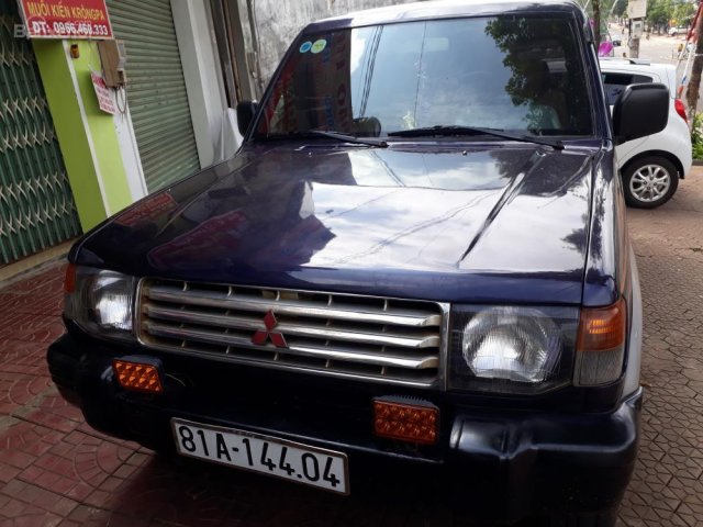 Cần bán xe Mitsubishi Pajero đời 2001, màu xanh lam, nhập khẩu nguyên chiếc, giá tốt 145 triệu