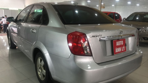 Cần bán lại xe Daewoo Lacetti 1.6 MT đời 2010, màu bạc, giá tốt