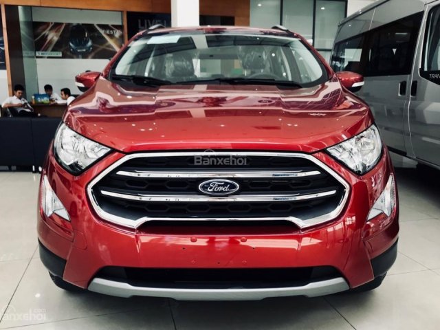 Bán xe Ford Ecosport năm 2018 màu đỏ, giá 640 triệu, hỗ trợ trả góp lên tới 90%, KM tiền mặt, phim, sàn, BH thân vỏ