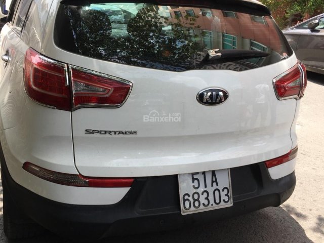 Bán Kia Sportage 2.0AT màu trắng, số tự động, nhập Hàn Quốc 2013. Biển Sài Gòn0