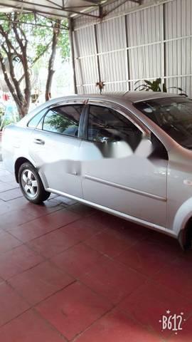 Bán ô tô Chevrolet Lacetti đời 2010, màu bạc, 240tr