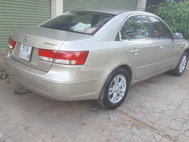 Bán ô tô Hyundai Sonata, đăng kí lần đầu 2009, màu vàng nhập khẩu