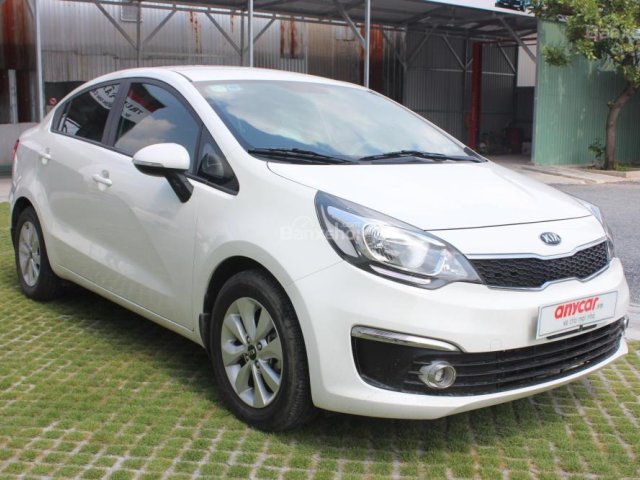 Bán xe Kia Rio 1.4AT sản xuất năm 2015, màu trắng, xe nhập