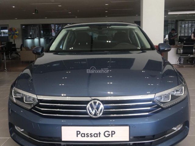 Bán Volkswagen Passat GP 1.8L TSI, nhập khẩu nguyên chiếc, trả trước chỉ từ 500 triệu. Liên hệ 0931878379