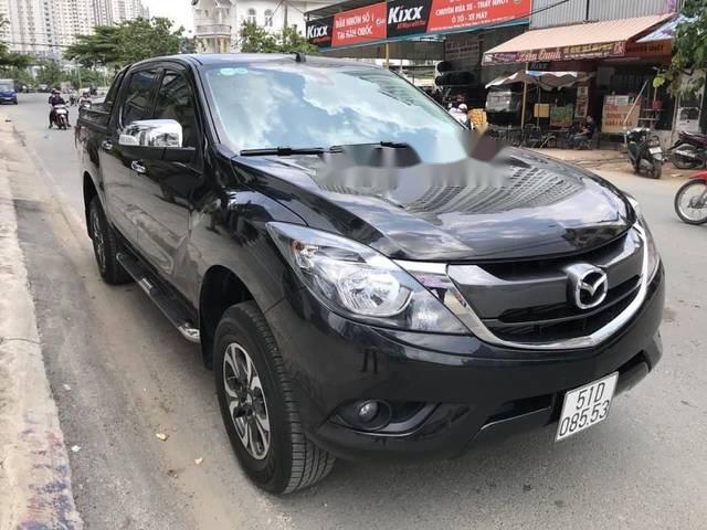 Cần bán Mazda BT 50 sản xuất 2017, màu đen, 635tr