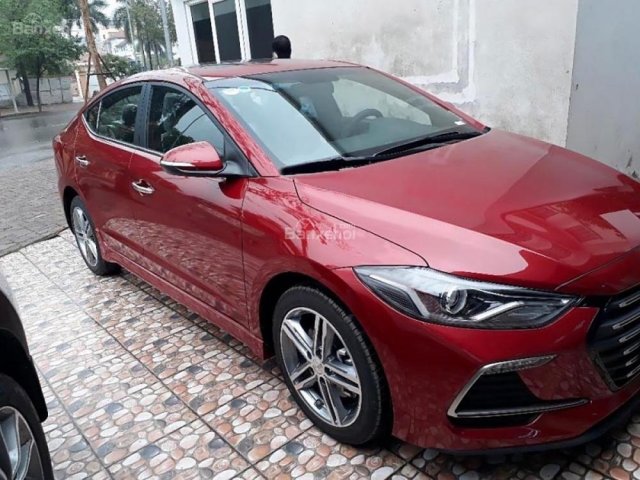 Bán xe Hyundai Elantra Sport 1.6 AT đời 2018, màu đỏ, giá tốt