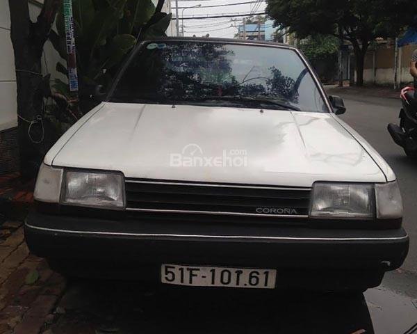 Cần bán gấp Toyota Corona đời 1990, màu trắng, nhập khẩu, giá 55tr