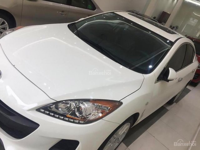 Cần bán lại xe Mazda 3 1.6 AT đời 2014, màu trắng, giá tốt